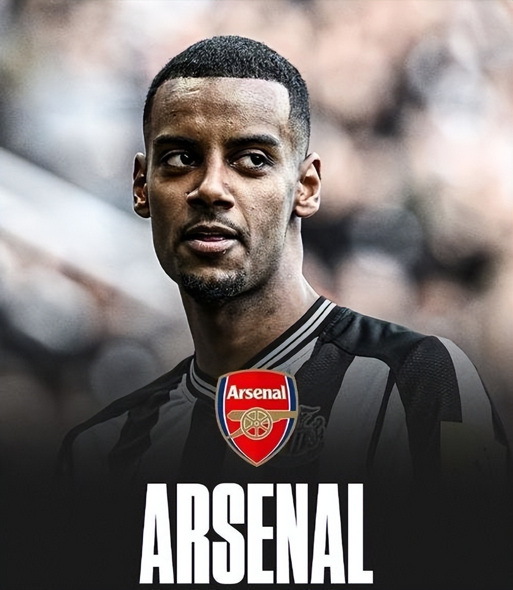 爱游戏AYX官方正版今夜英超传出新动向，纽卡斯尔主帅复盘，管理层表态：压力陡增，赛程密集仍需轮换(纽卡斯尔足球俱乐部最新消息)